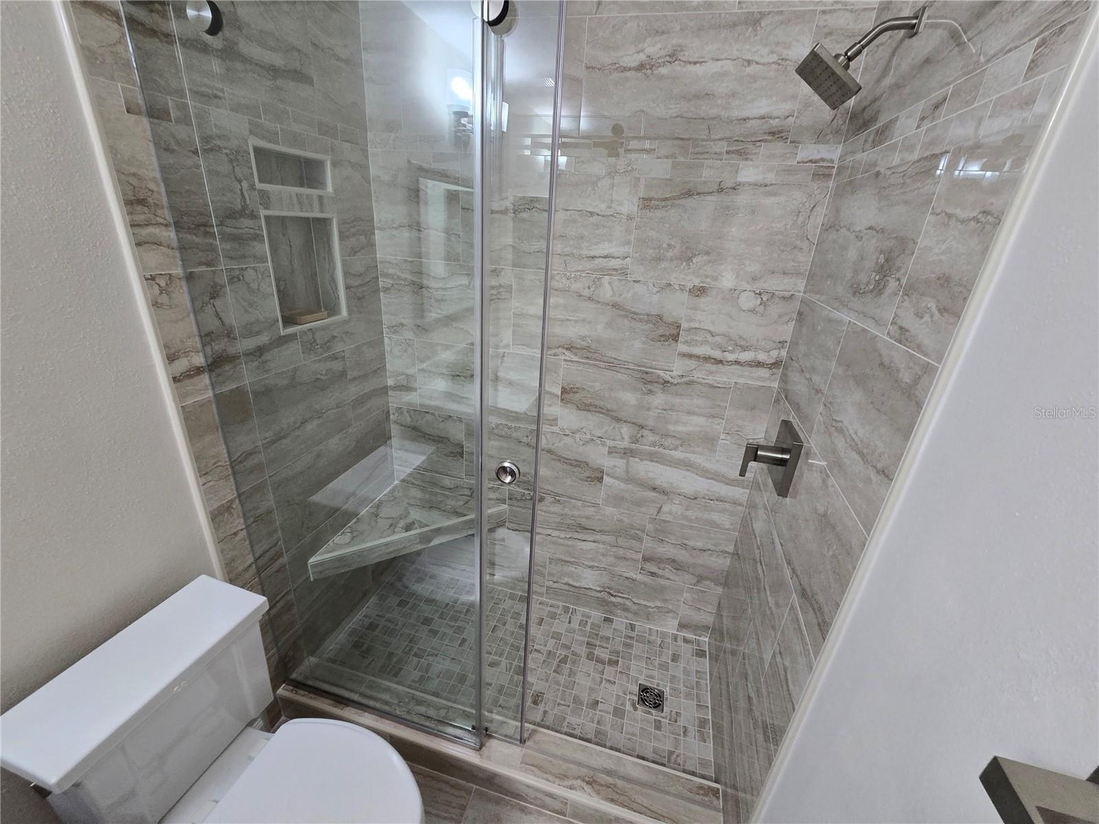 Image 38 of 51 For 9201 Captiva Circle Circle