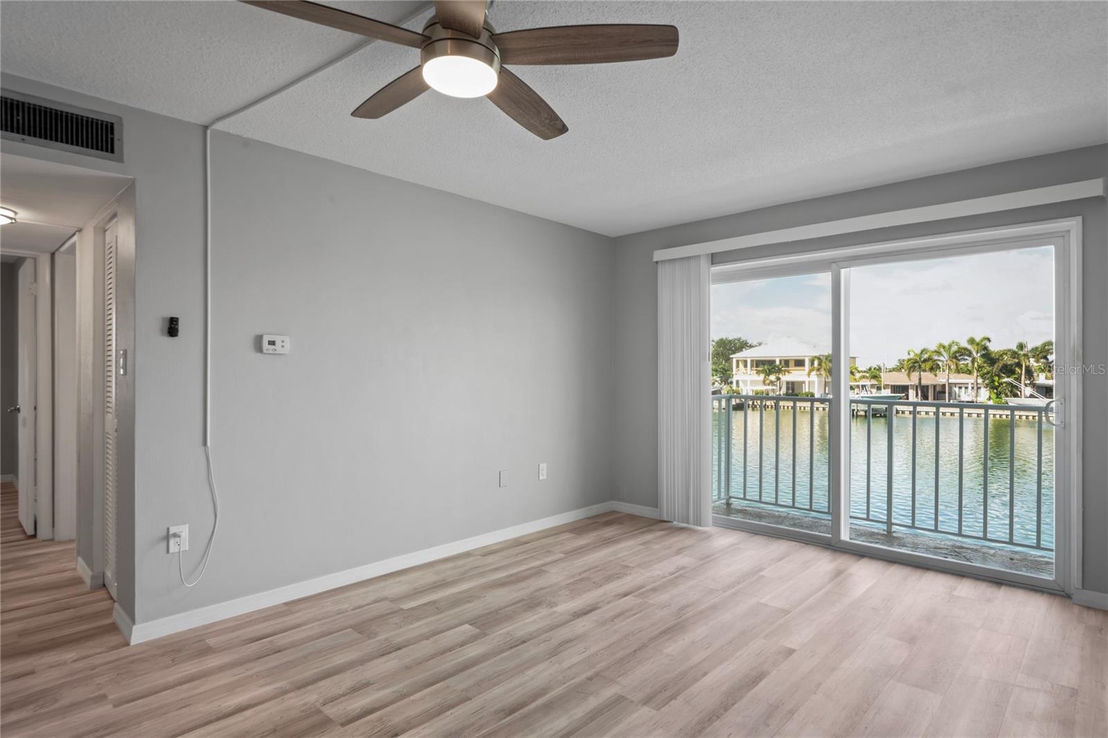 Image 11 of 51 For 11655 3rd Street E 12