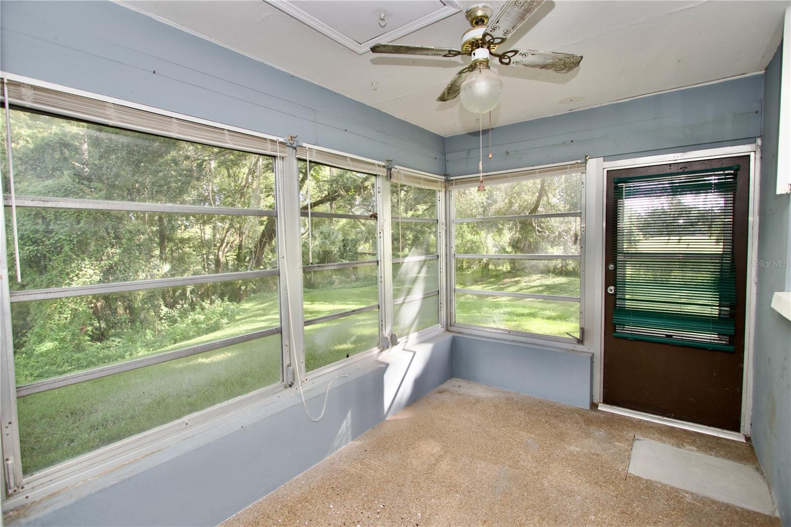 Image 11 of 13 For 3820 River Oaks Court 3820