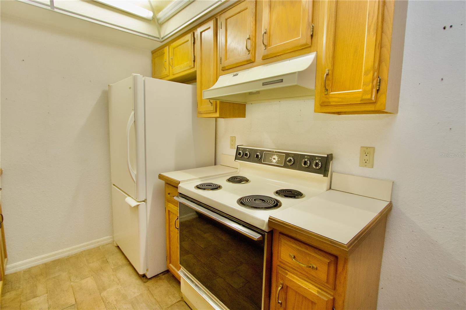 Image 4 of 13 For 3820 River Oaks Court 3820