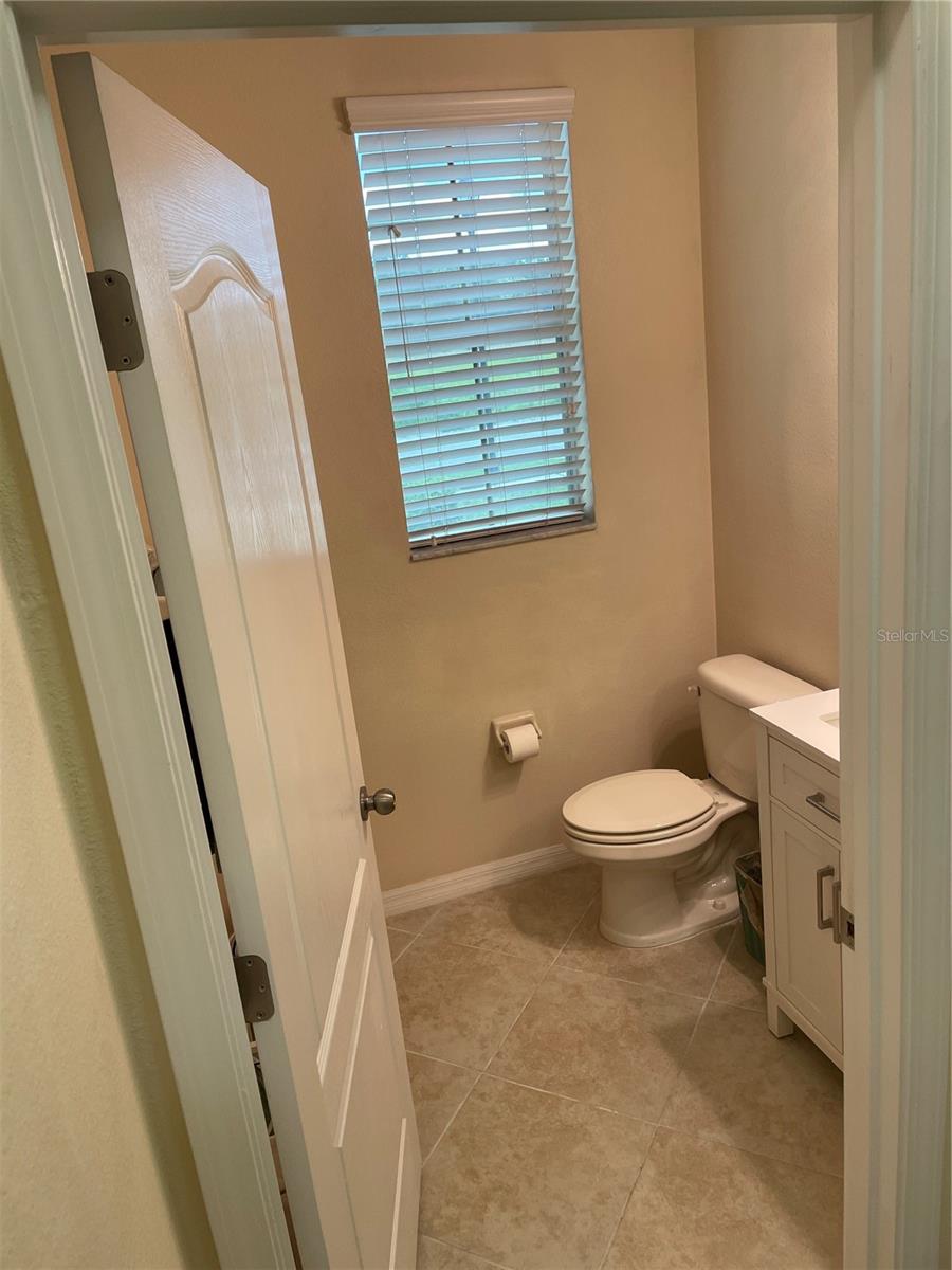 Image 21 of 32 For 13733 Rosette Road