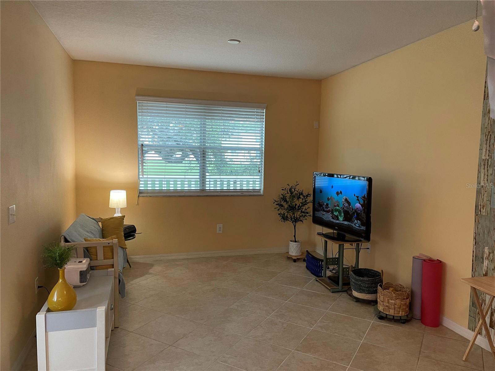 Image 4 of 32 For 13733 Rosette Road