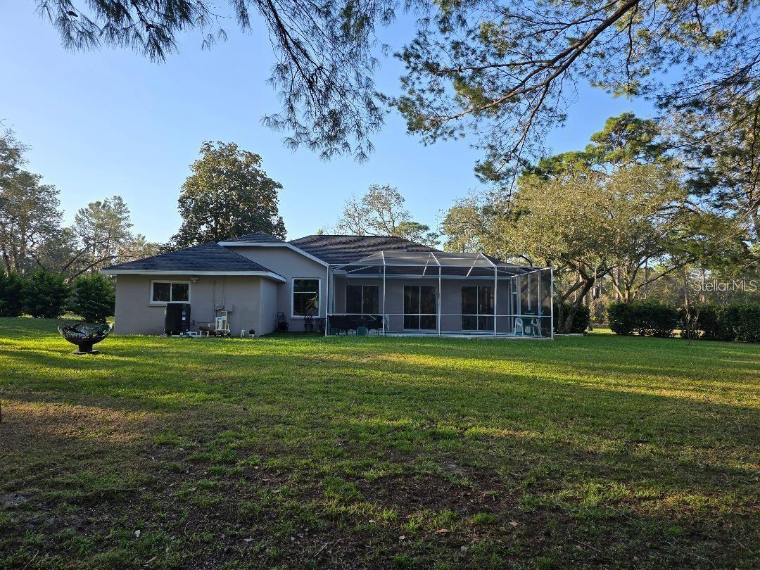 Image 15 of 56 For 10261 Woodland Waters Boulevard