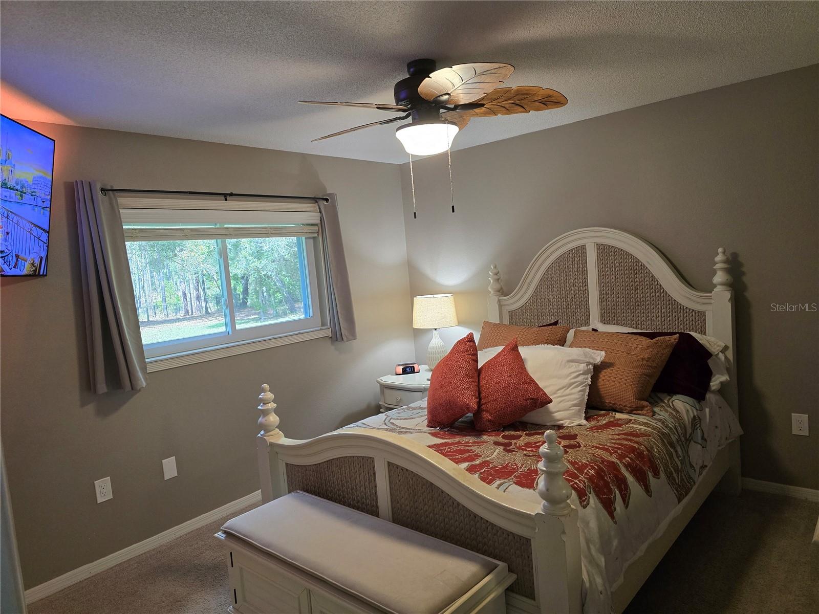 Image 23 of 56 For 10261 Woodland Waters Boulevard