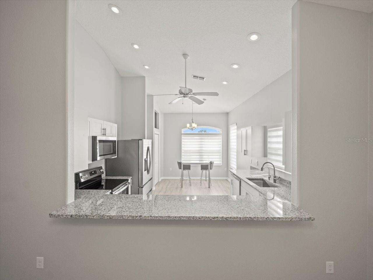 Image 16 of 55 For 10163 Holly Berry Drive