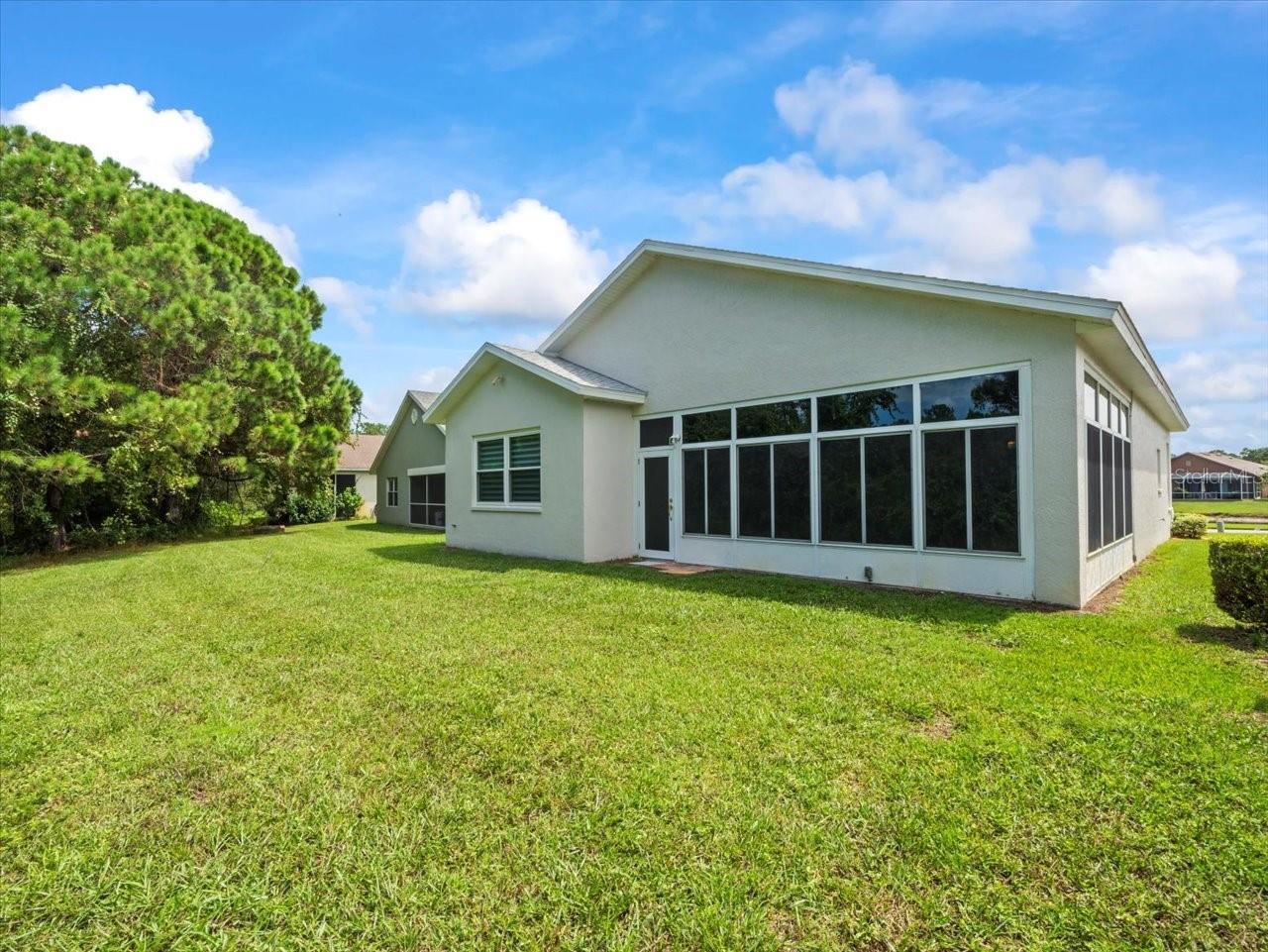 Image 41 of 55 For 10163 Holly Berry Drive