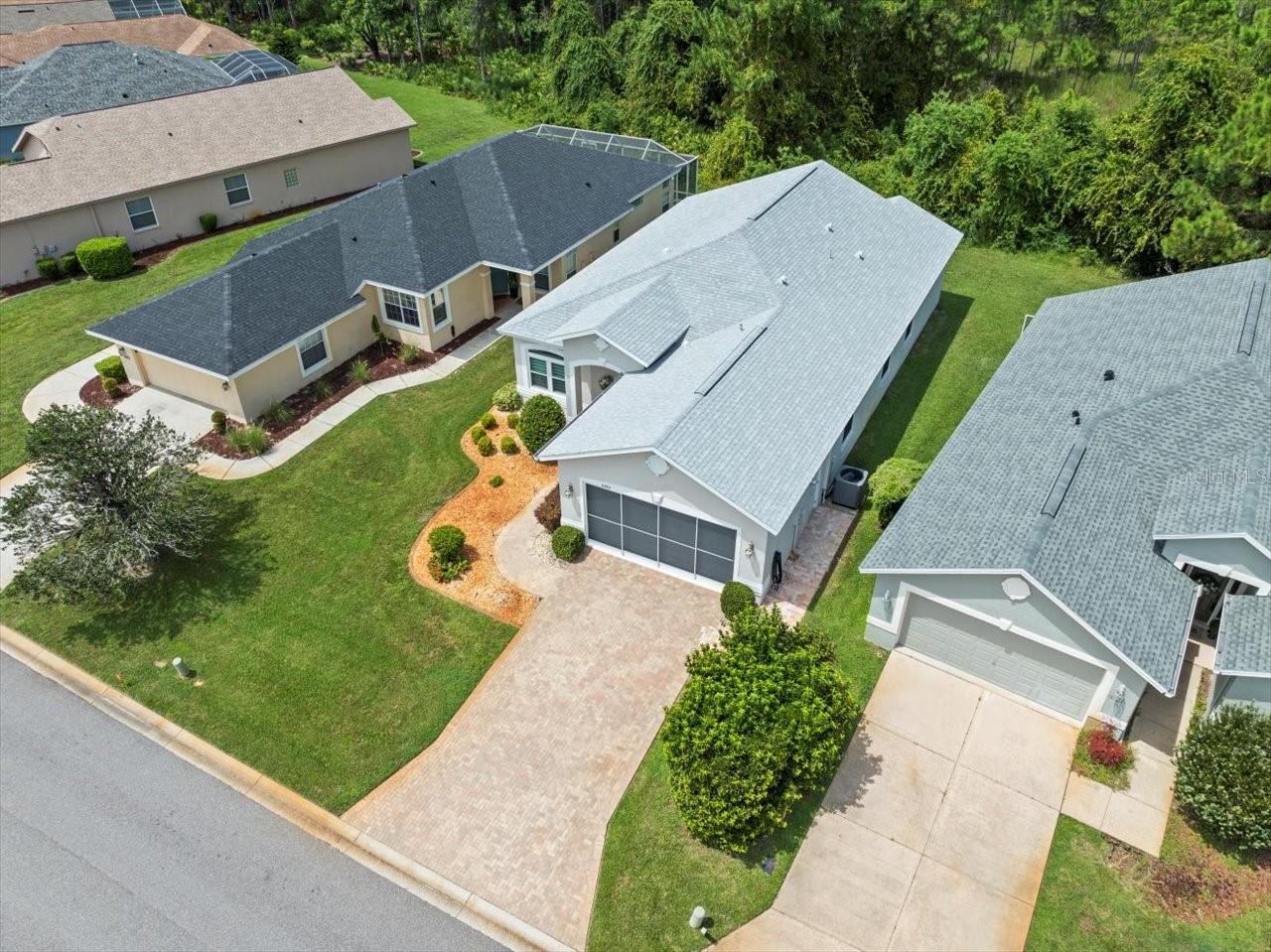 Image 6 of 55 For 10163 Holly Berry Drive