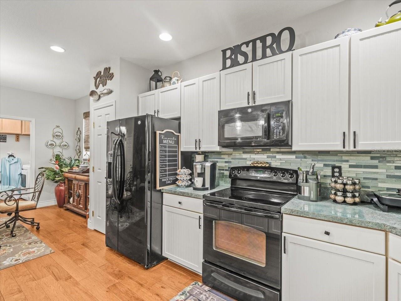 Image 20 of 65 For 5059 Oak Leaf Lane