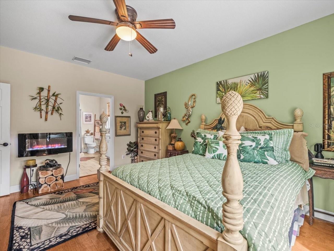 Image 33 of 65 For 5059 Oak Leaf Lane