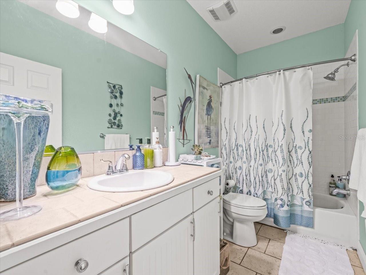 Image 41 of 65 For 5059 Oak Leaf Lane