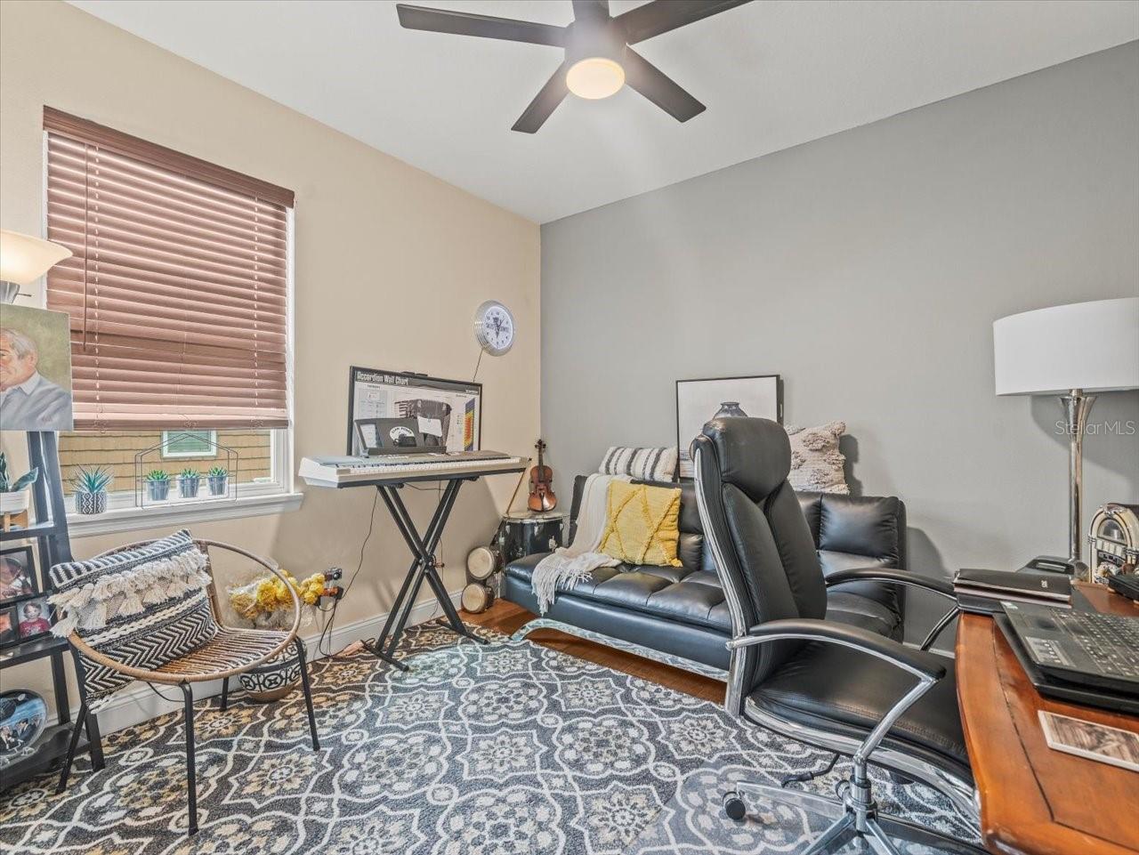 Image 42 of 65 For 5059 Oak Leaf Lane