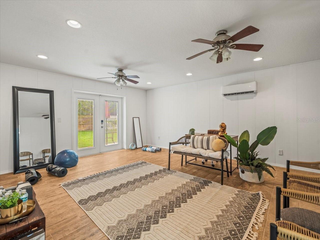 Image 48 of 65 For 5059 Oak Leaf Lane