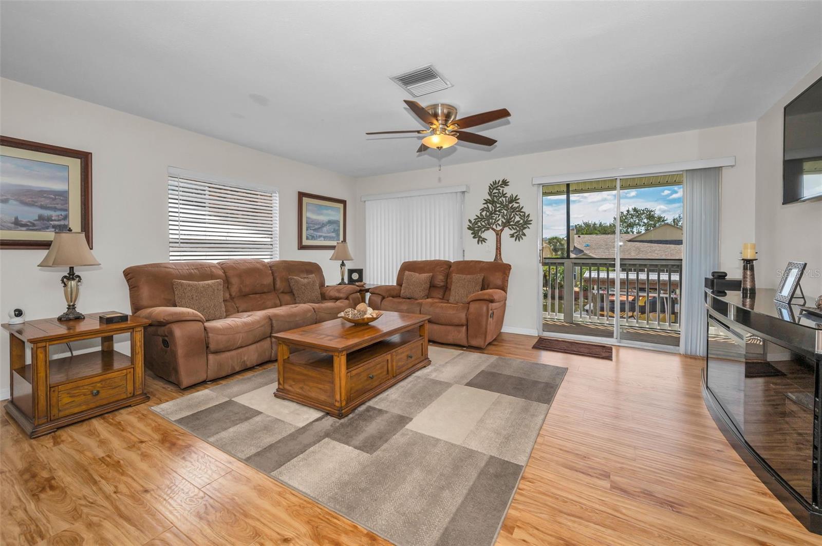 Image 25 of 80 For 53 Freshwater Drive