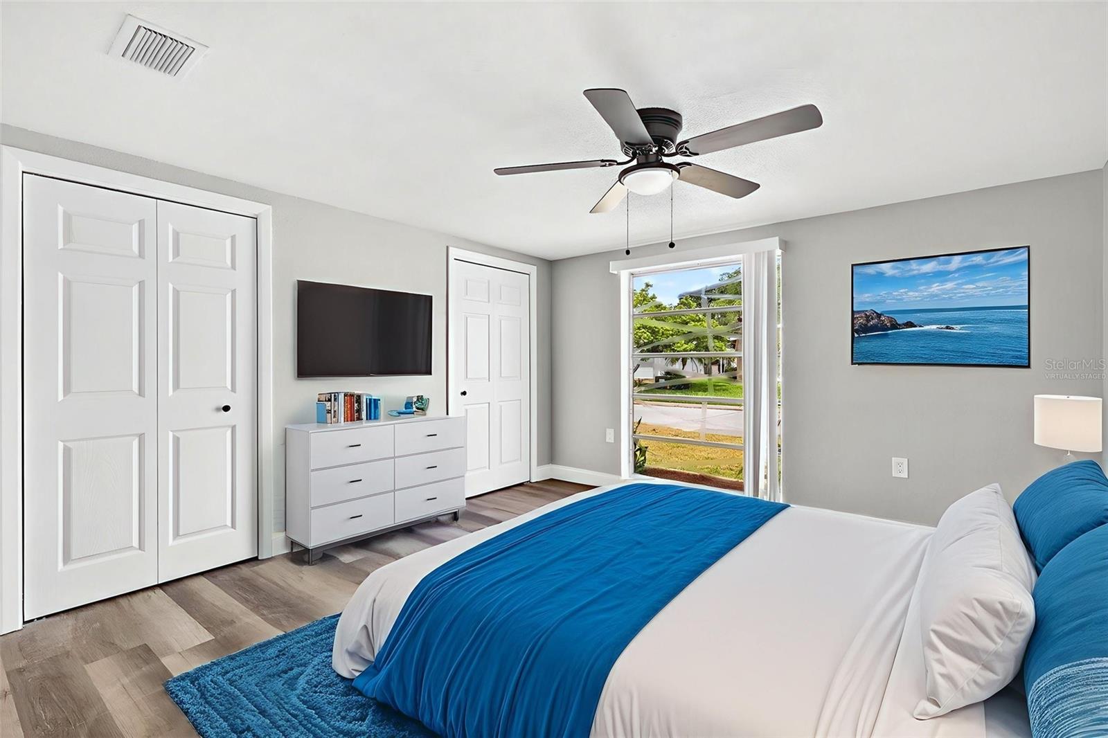 Image 16 of 30 For 9633 Lakeside Lane