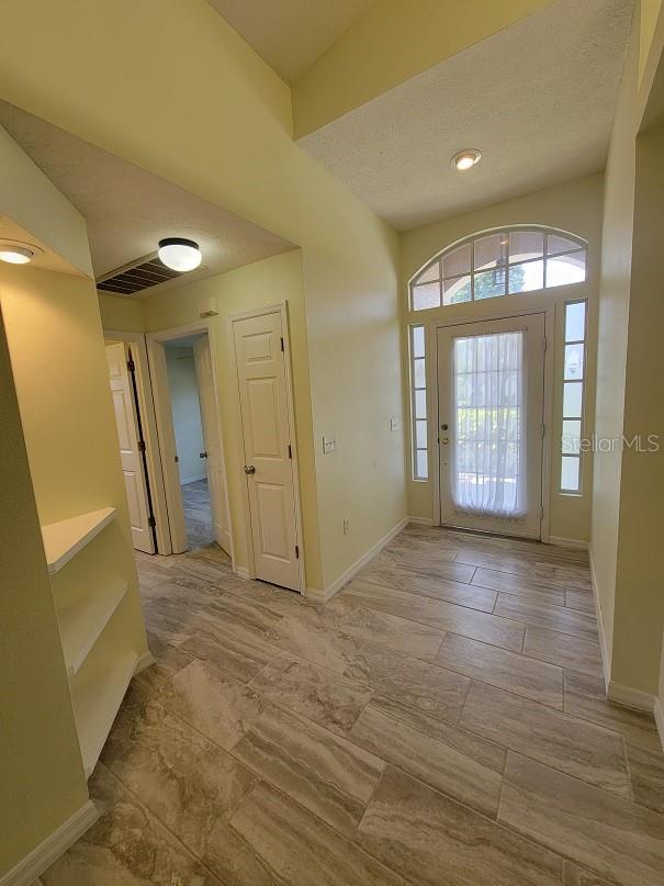 Image 4 of 28 For 13366 Wrenwood Circle