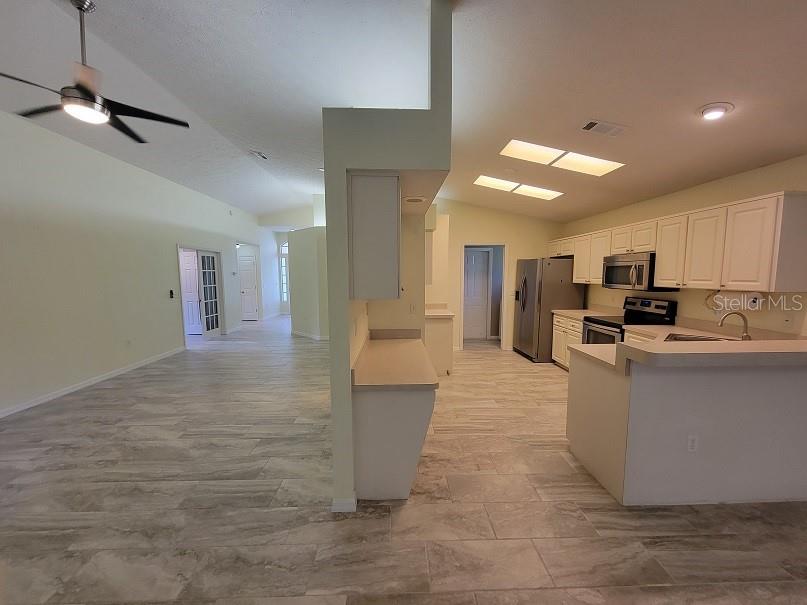 Image 7 of 28 For 13366 Wrenwood Circle