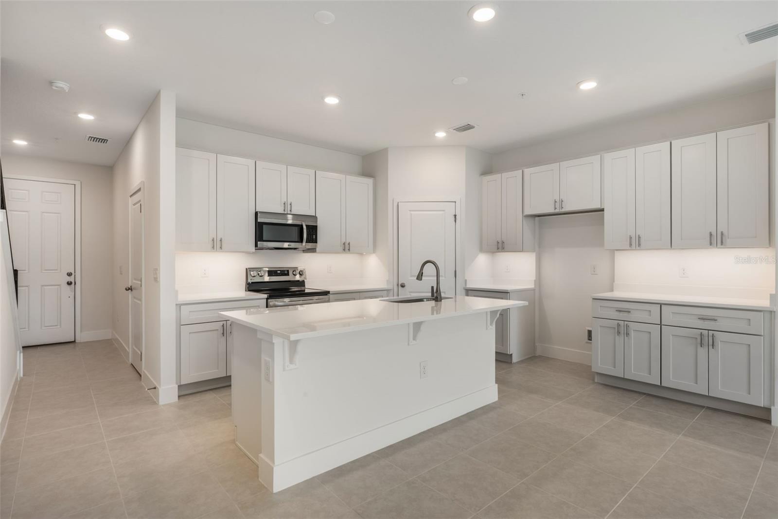 Image 3 of 12 For 1081 Orange Trailside Way