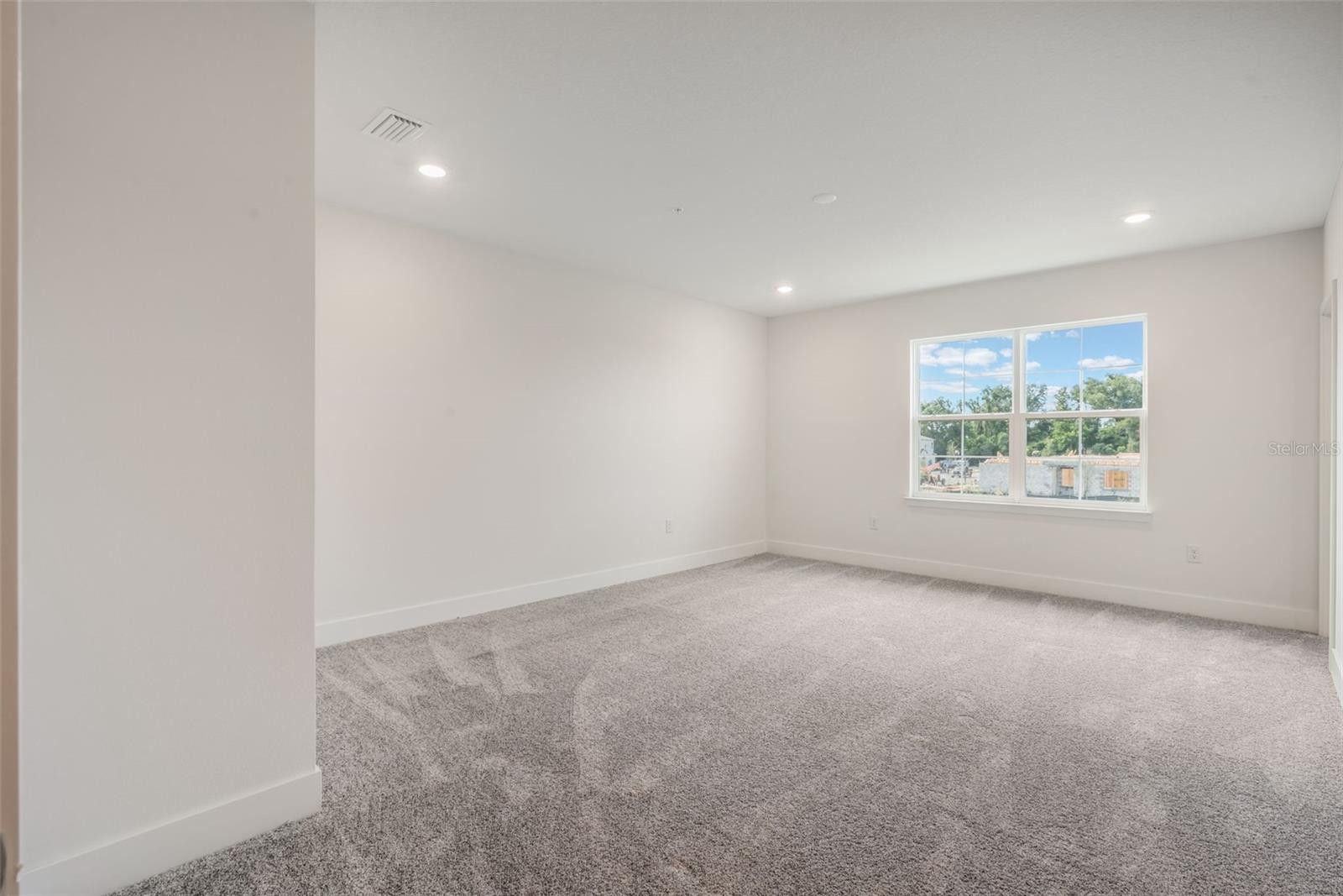 Image 6 of 12 For 1081 Orange Trailside Way