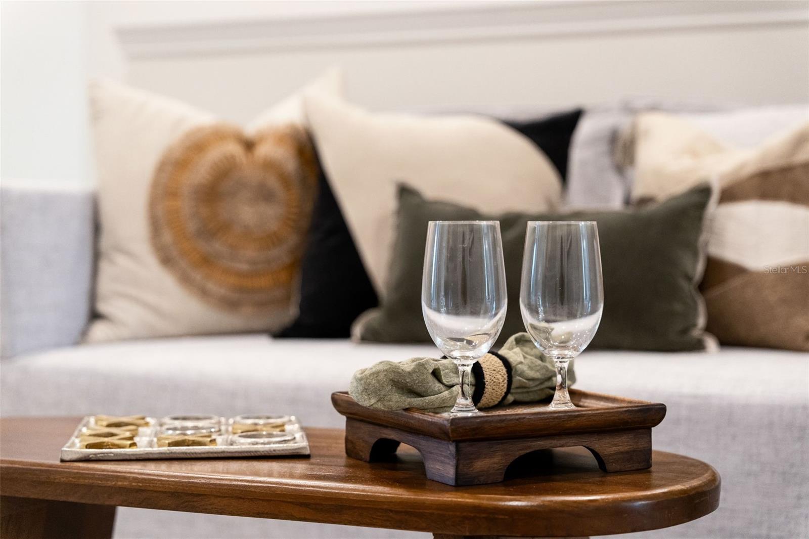 Image 64 of 77 For 698 Florida Elm Court