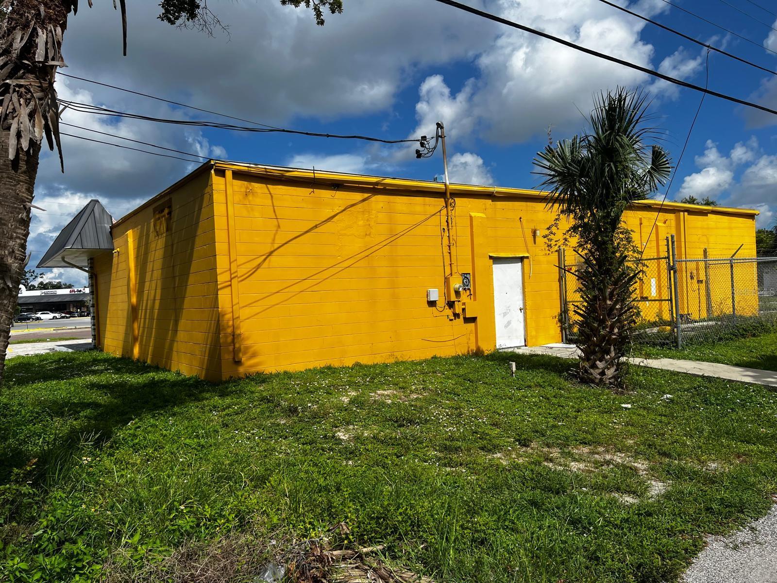 Image 4 of 9 For 2108 49th Street S