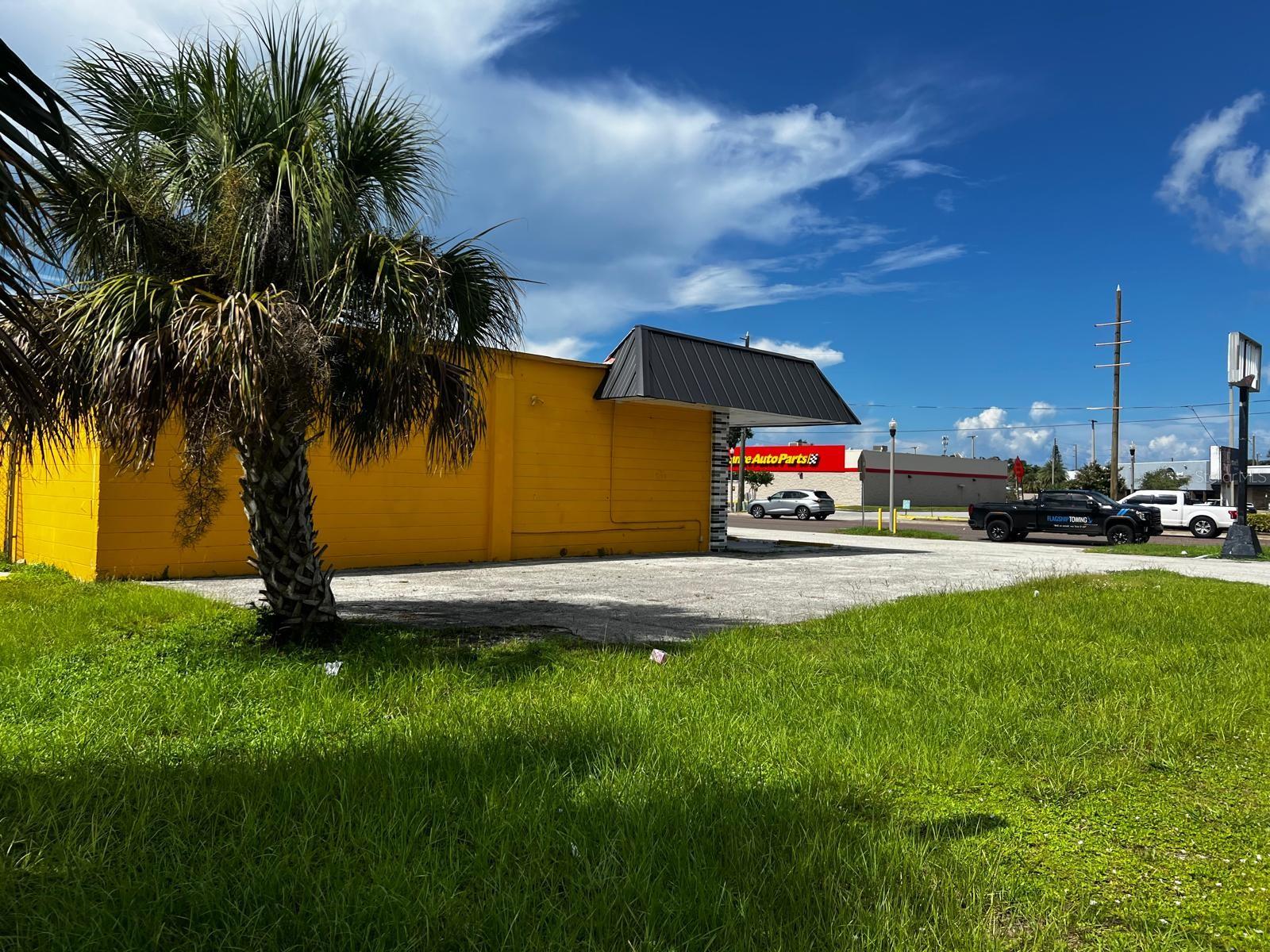 Image 5 of 9 For 2108 49th Street S
