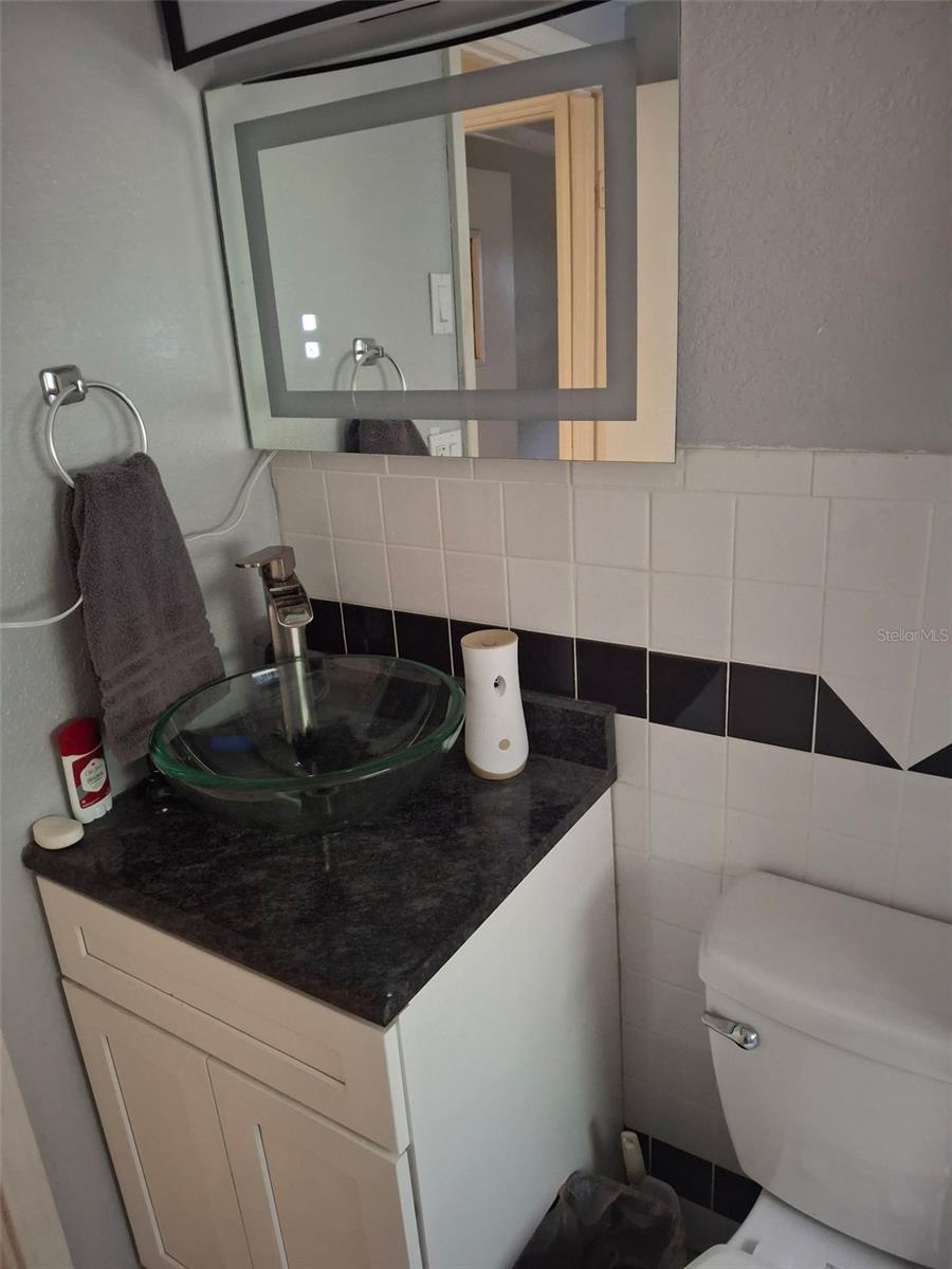 Image 3 of 4 For 4608 Kennedy Drive