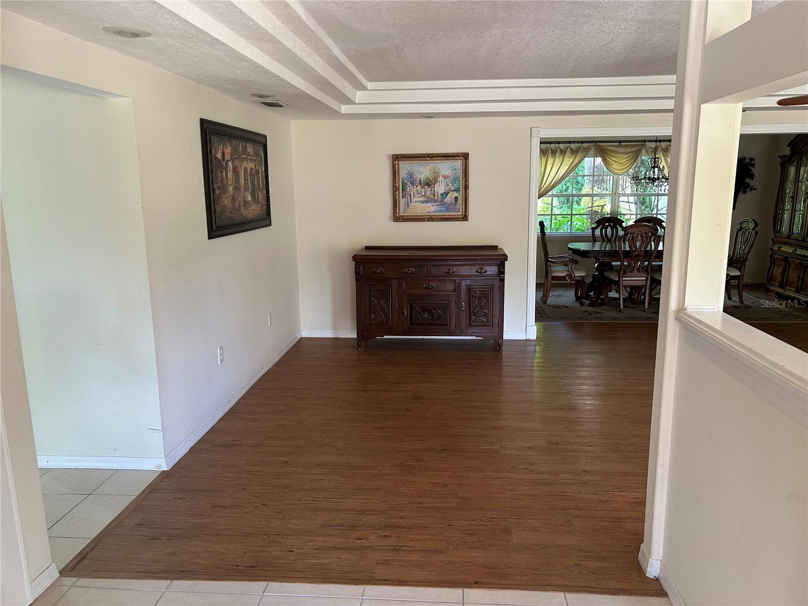 Image 22 of 47 For 6101 Pine Circle