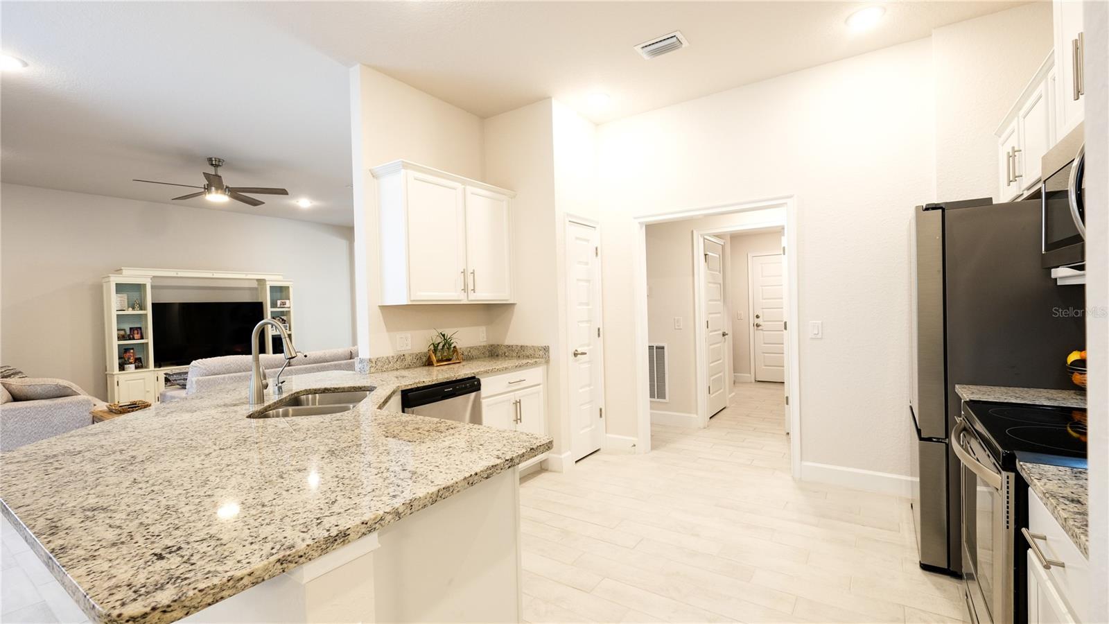 Image 7 of 26 For 4444 Boyer Terrace