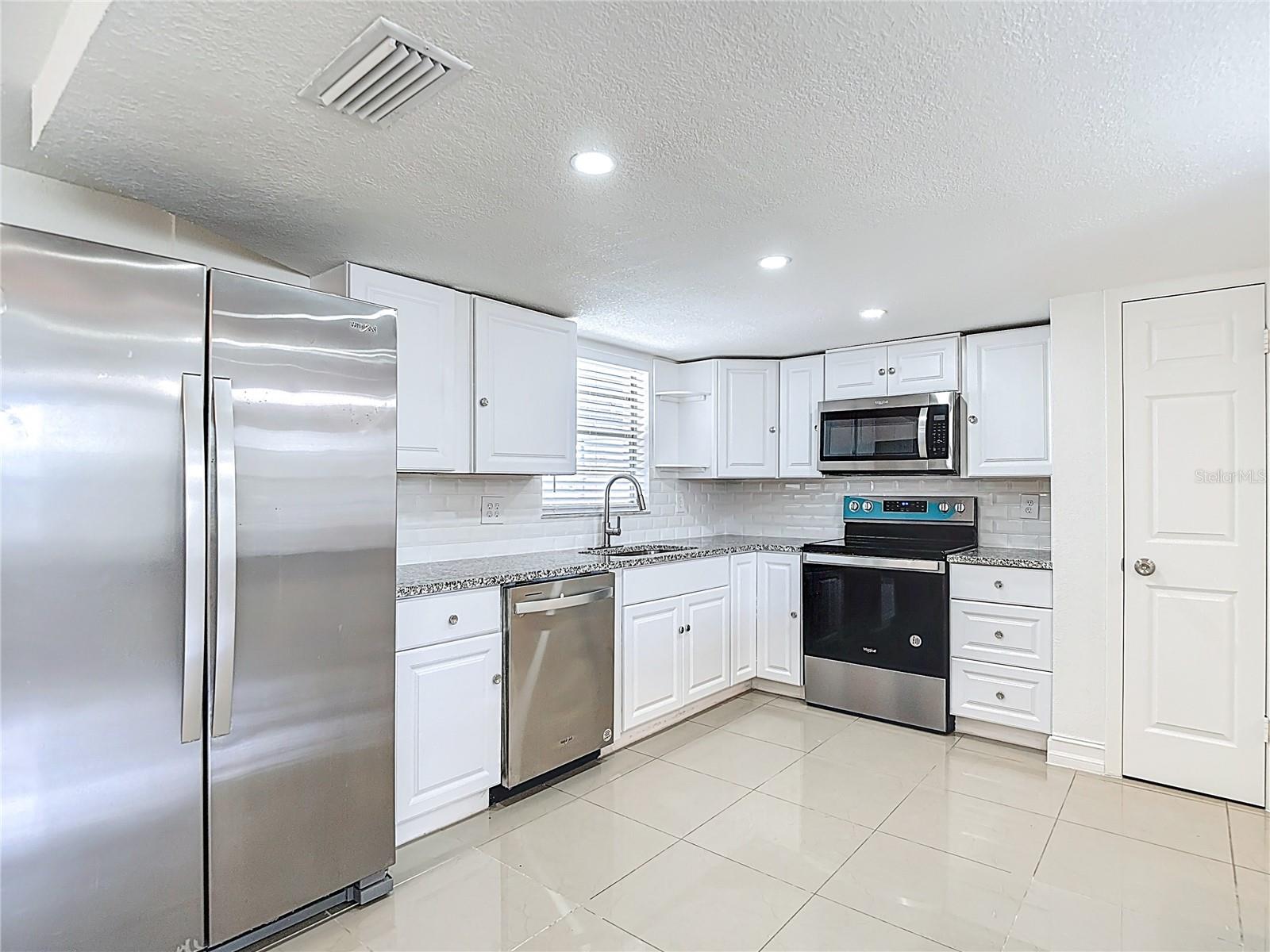 Image 10 of 42 For 9312 Glen Moor Lane