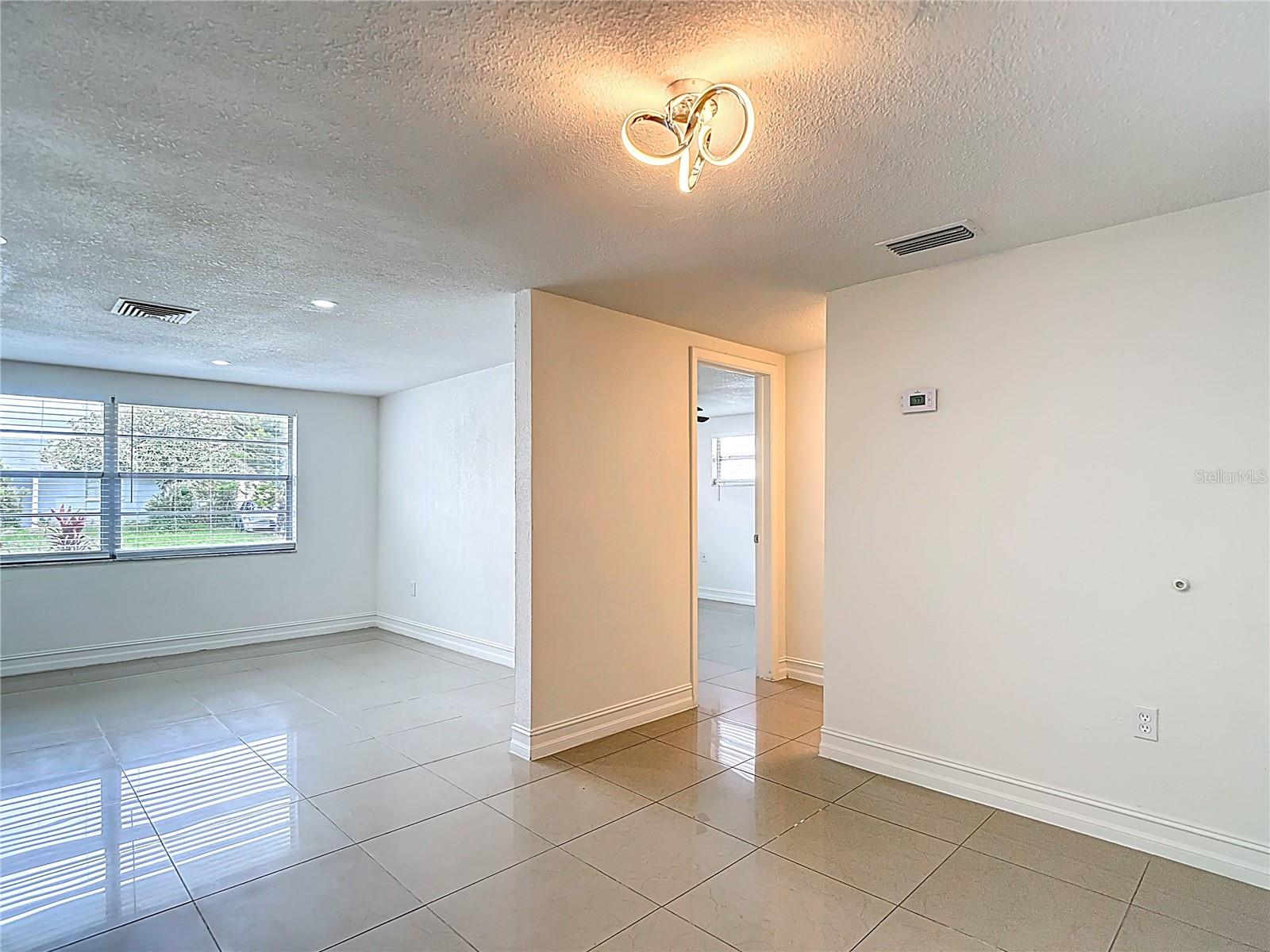 Image 15 of 42 For 9312 Glen Moor Lane