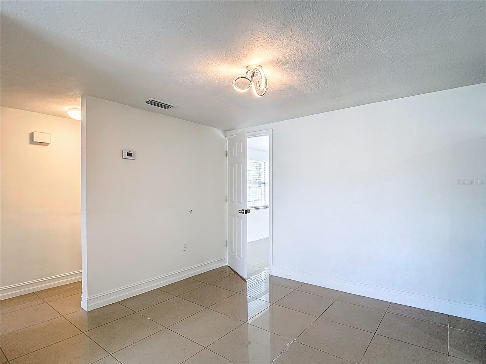 Image 16 of 42 For 9312 Glen Moor Lane