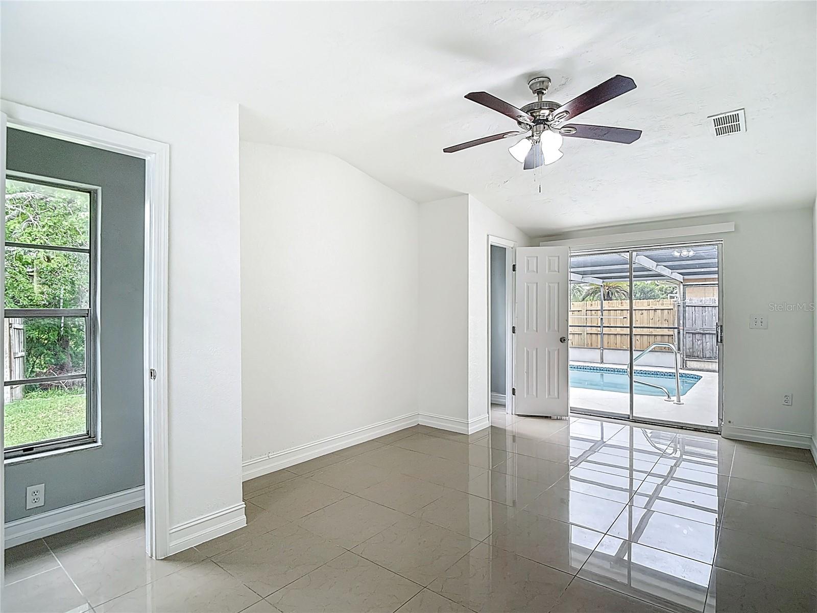 Image 30 of 42 For 9312 Glen Moor Lane