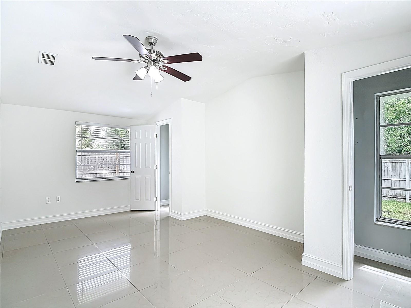 Image 32 of 42 For 9312 Glen Moor Lane