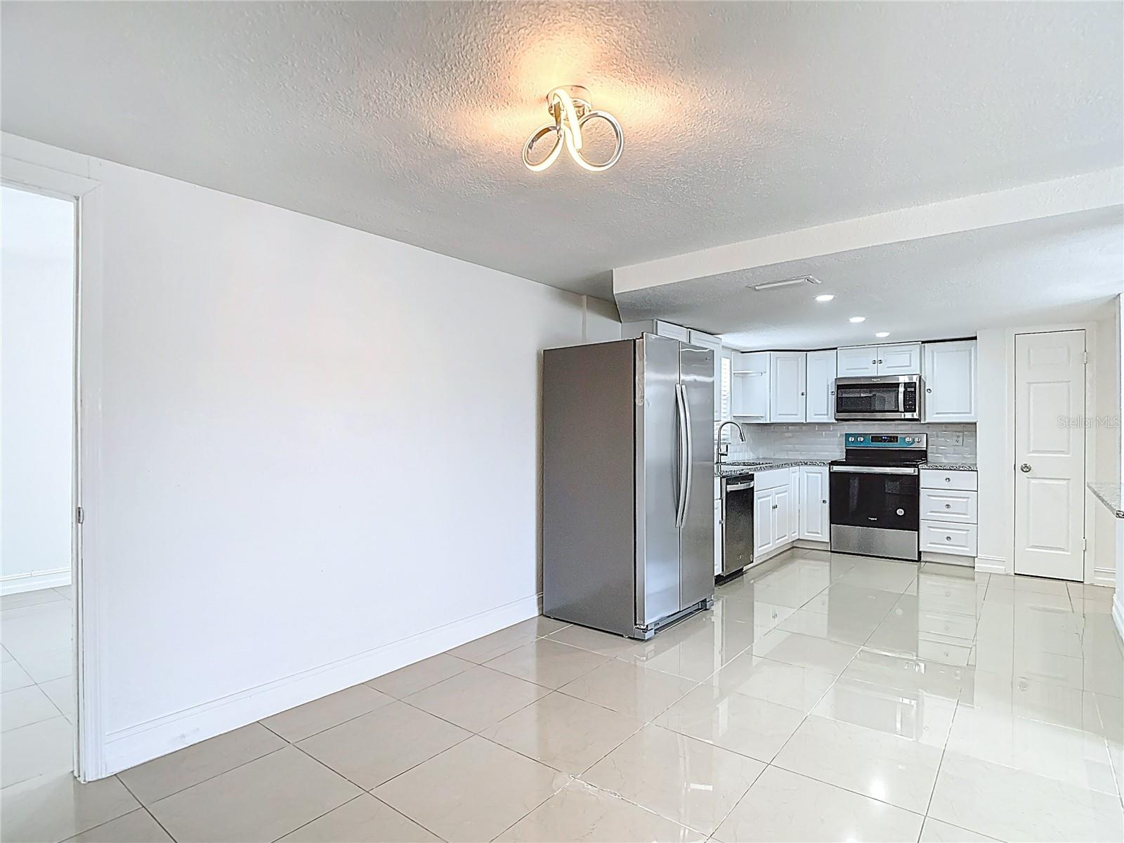 Image 8 of 42 For 9312 Glen Moor Lane