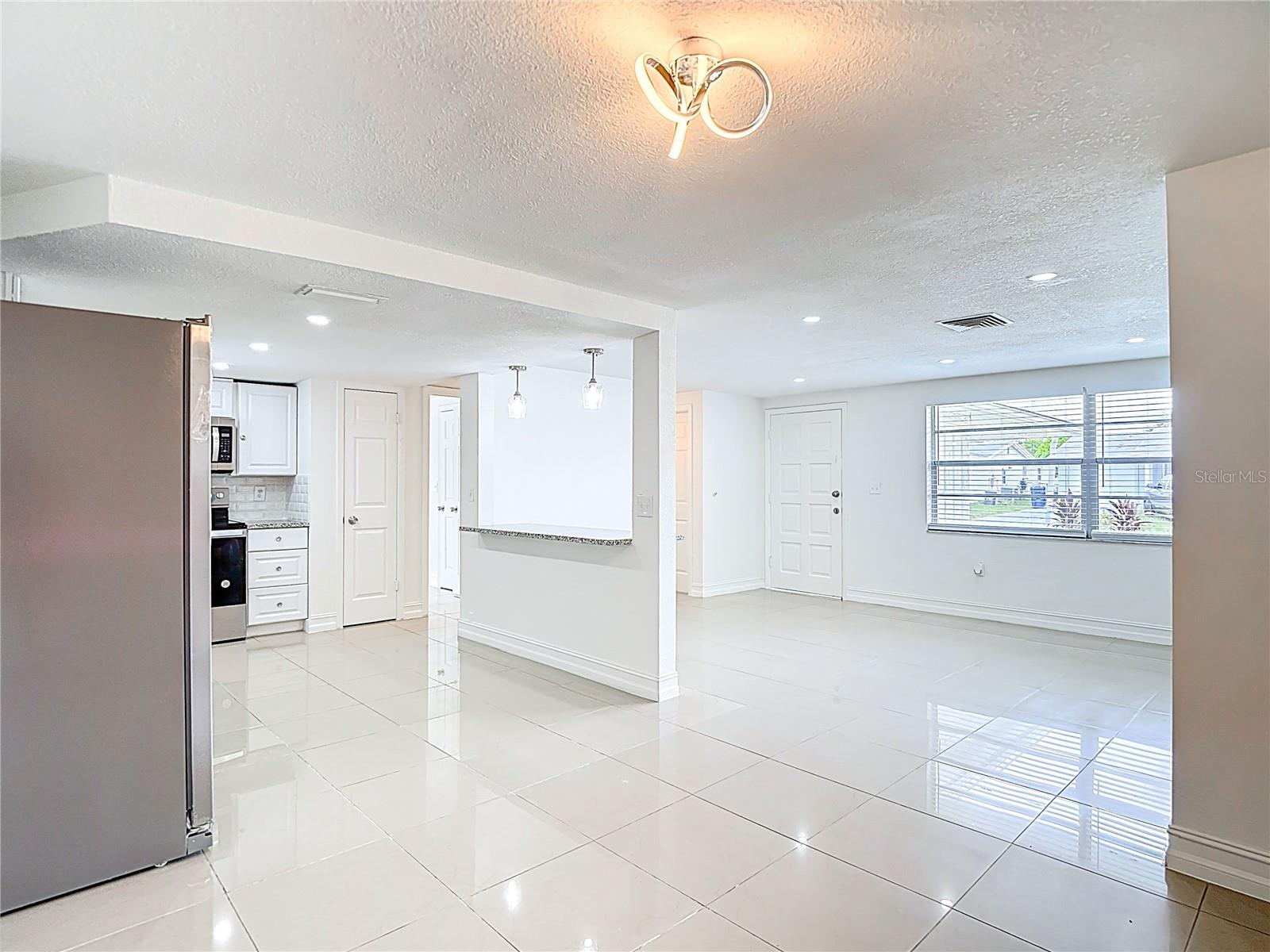 Image 9 of 42 For 9312 Glen Moor Lane