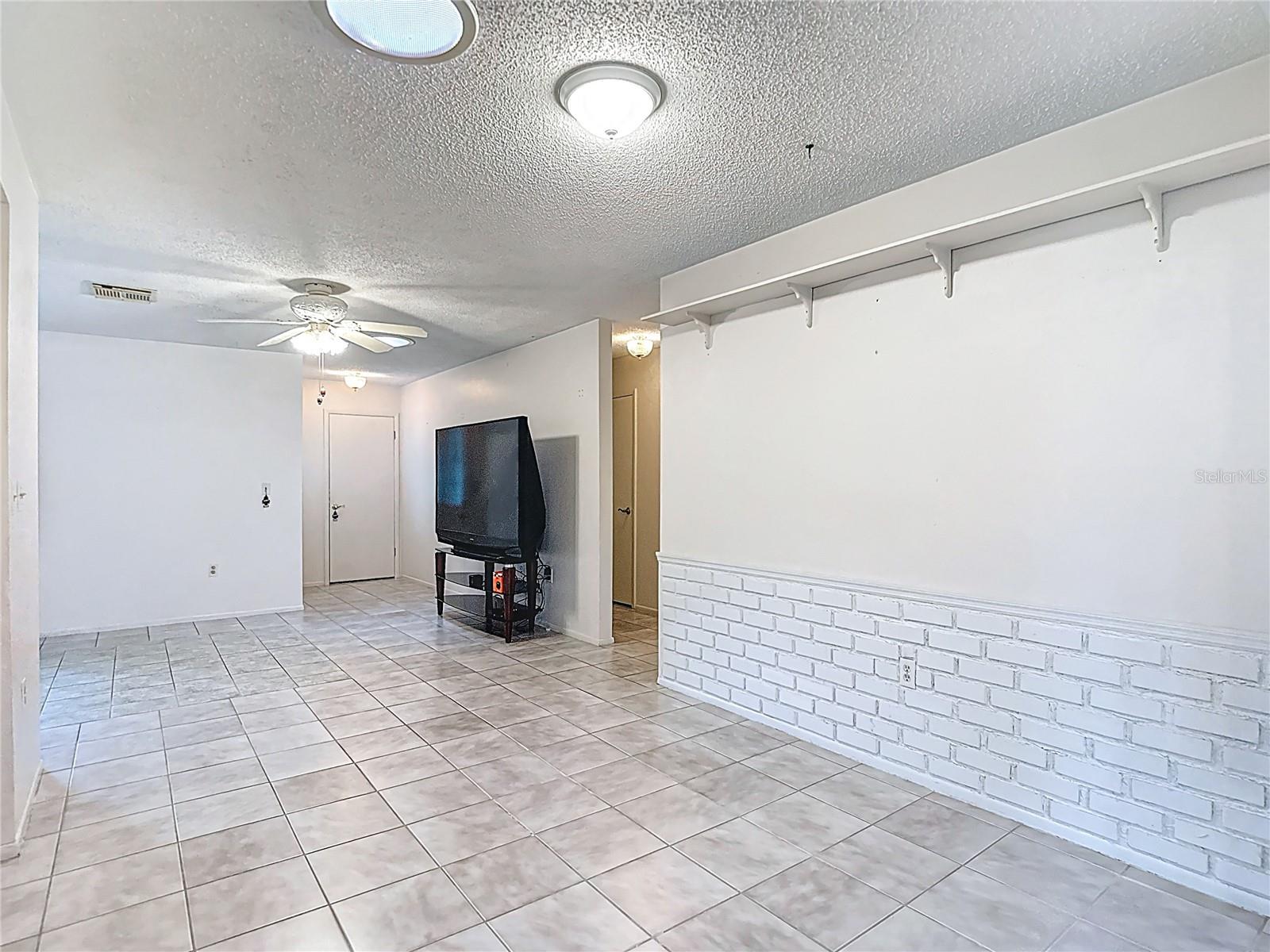 Image 11 of 45 For 8801 Shenandoah Lane