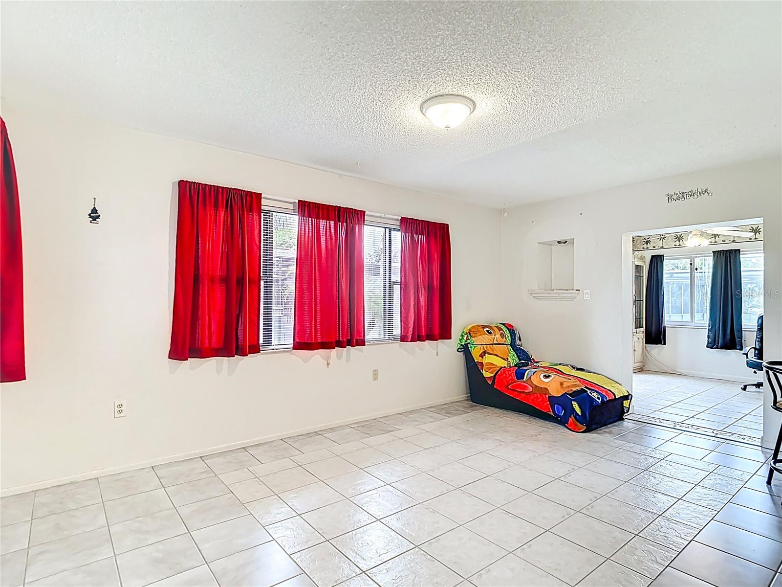 Image 17 of 45 For 8801 Shenandoah Lane