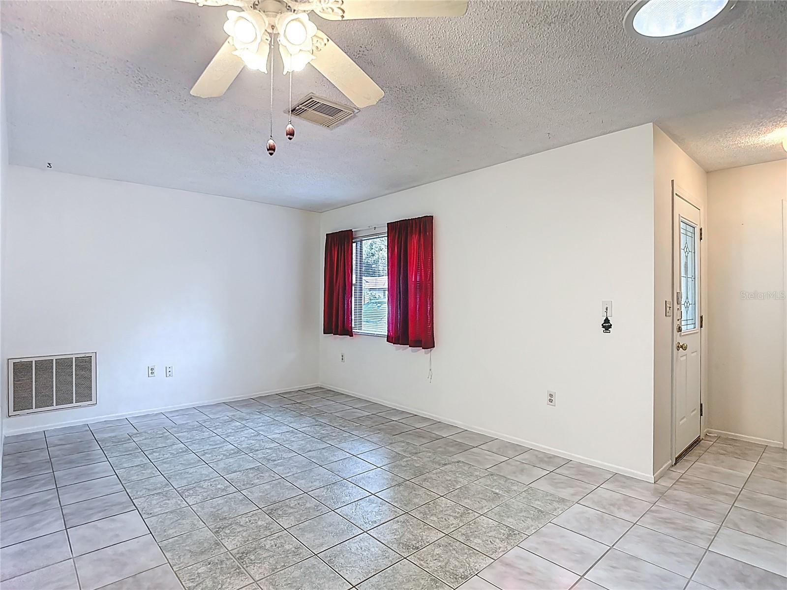 Image 5 of 45 For 8801 Shenandoah Lane