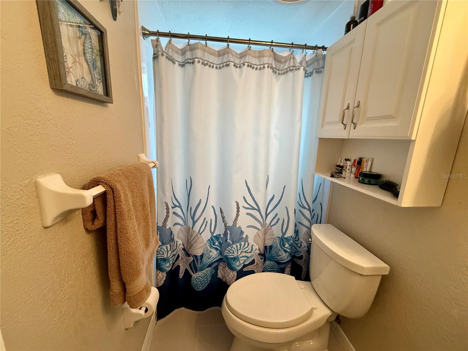 Listing photo id 24 for 9105 Chantilly Lane