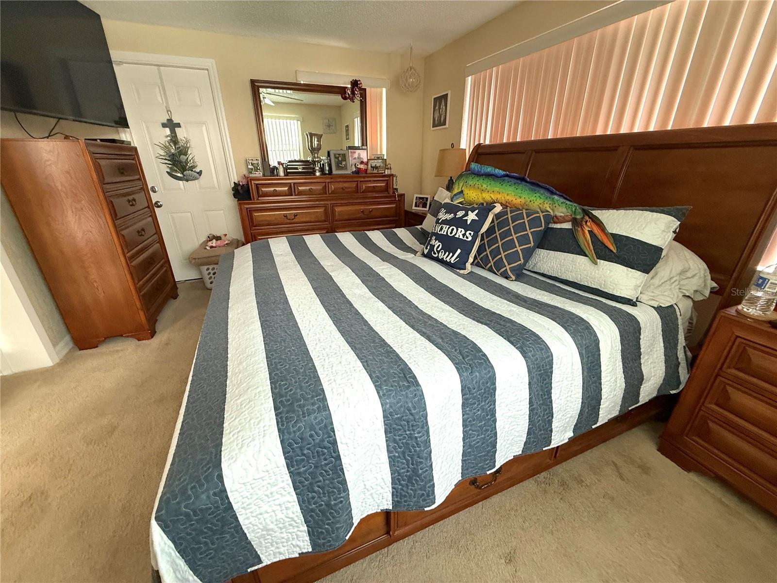 Listing photo id 26 for 9105 Chantilly Lane