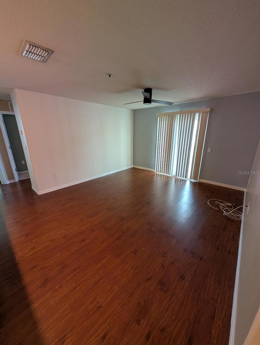Image 10 of 25 For 6394 Banyan Boulevard 204