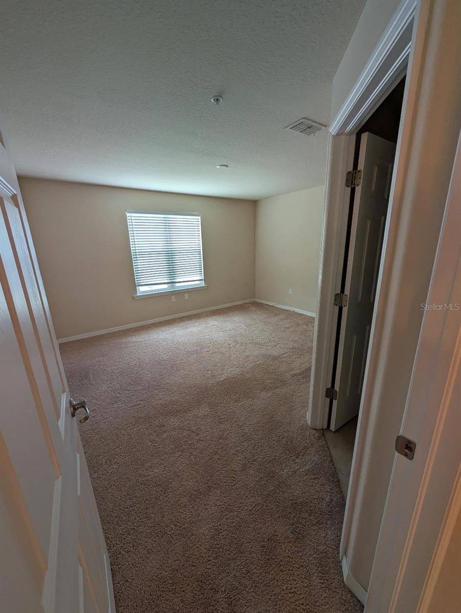 Image 11 of 25 For 6394 Banyan Boulevard 204