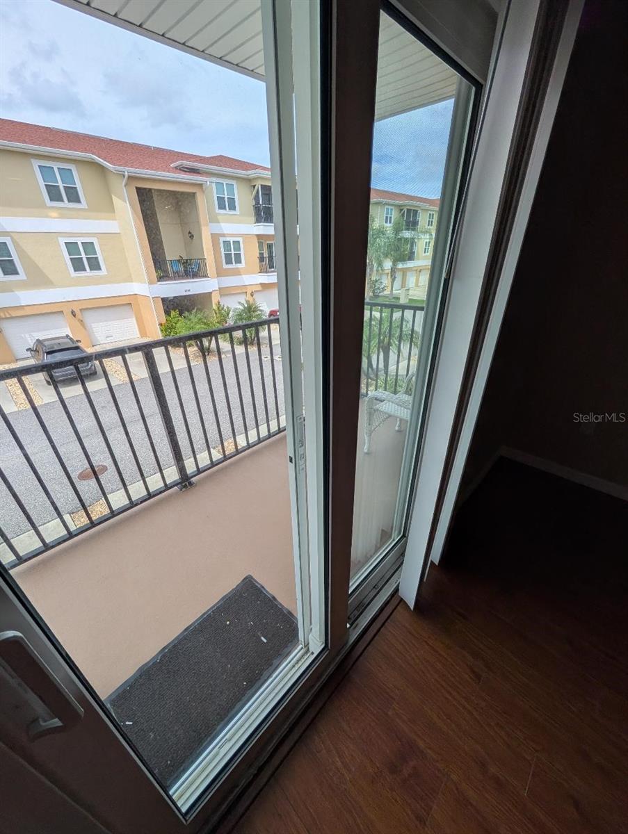 Image 15 of 25 For 6394 Banyan Boulevard 204
