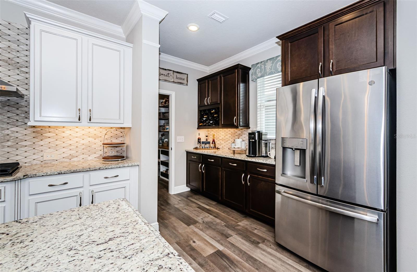 Image 14 of 82 For 2554 Claymore Street