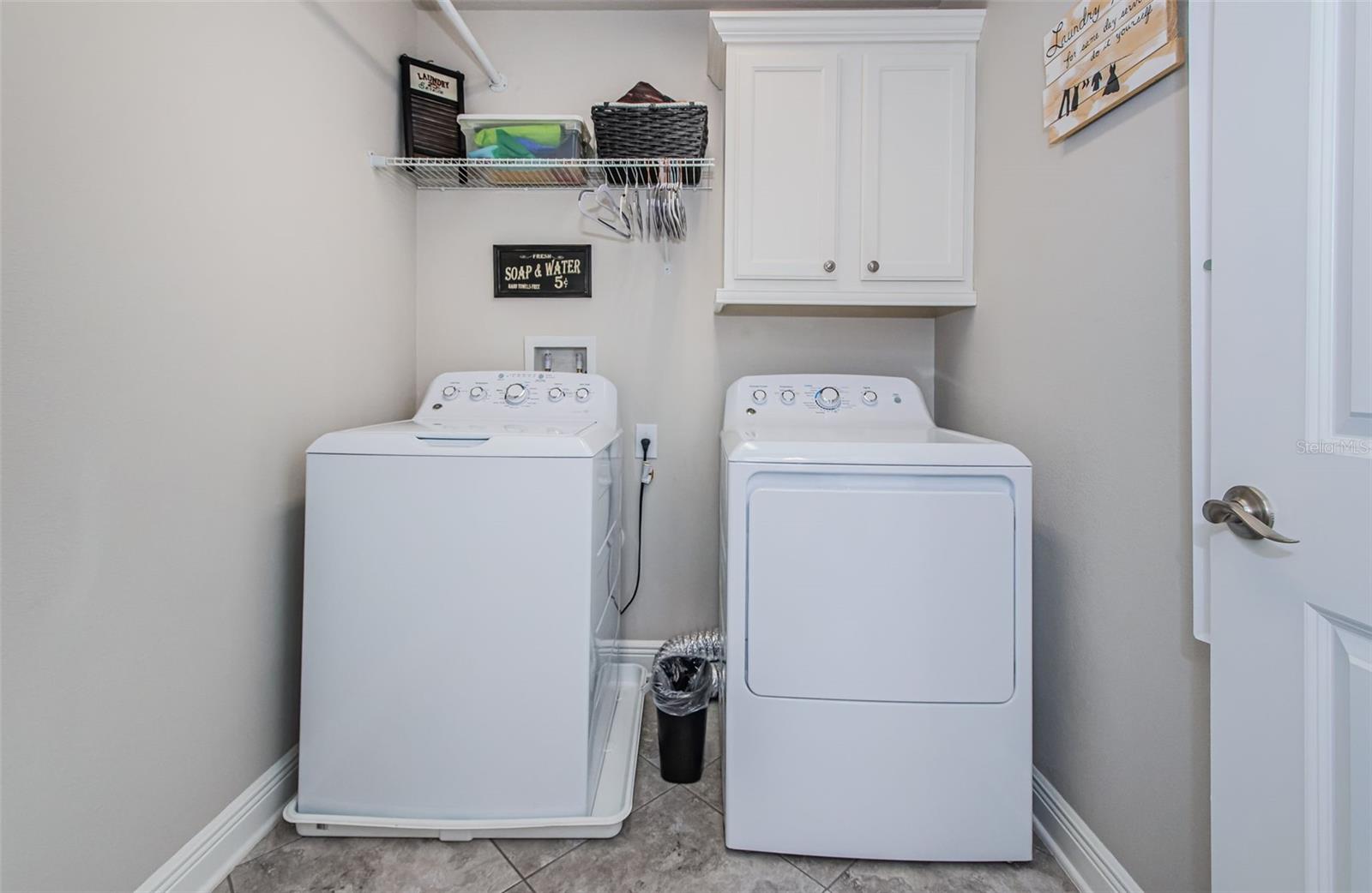 Image 37 of 82 For 2554 Claymore Street