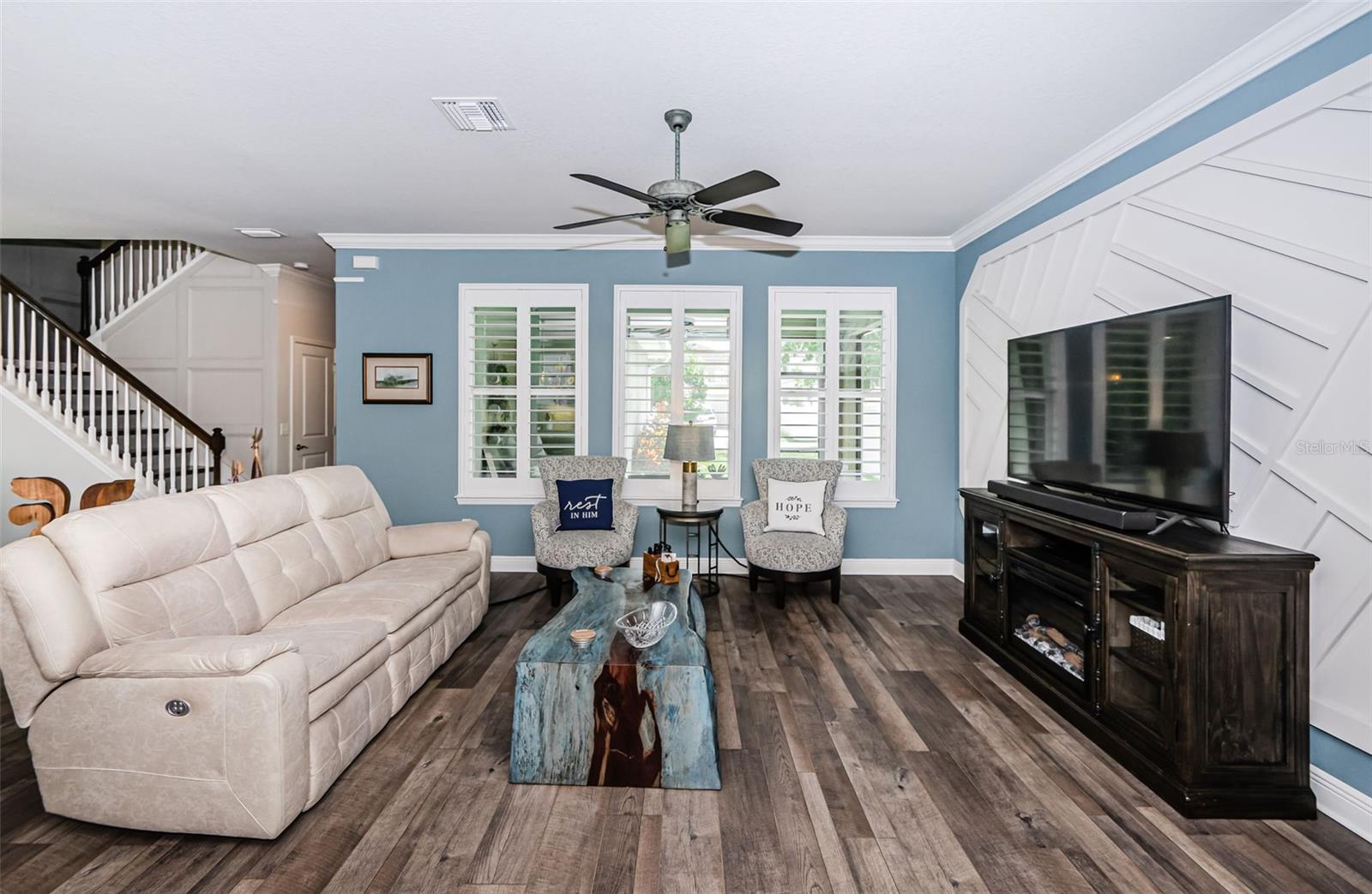 Image 6 of 82 For 2554 Claymore Street