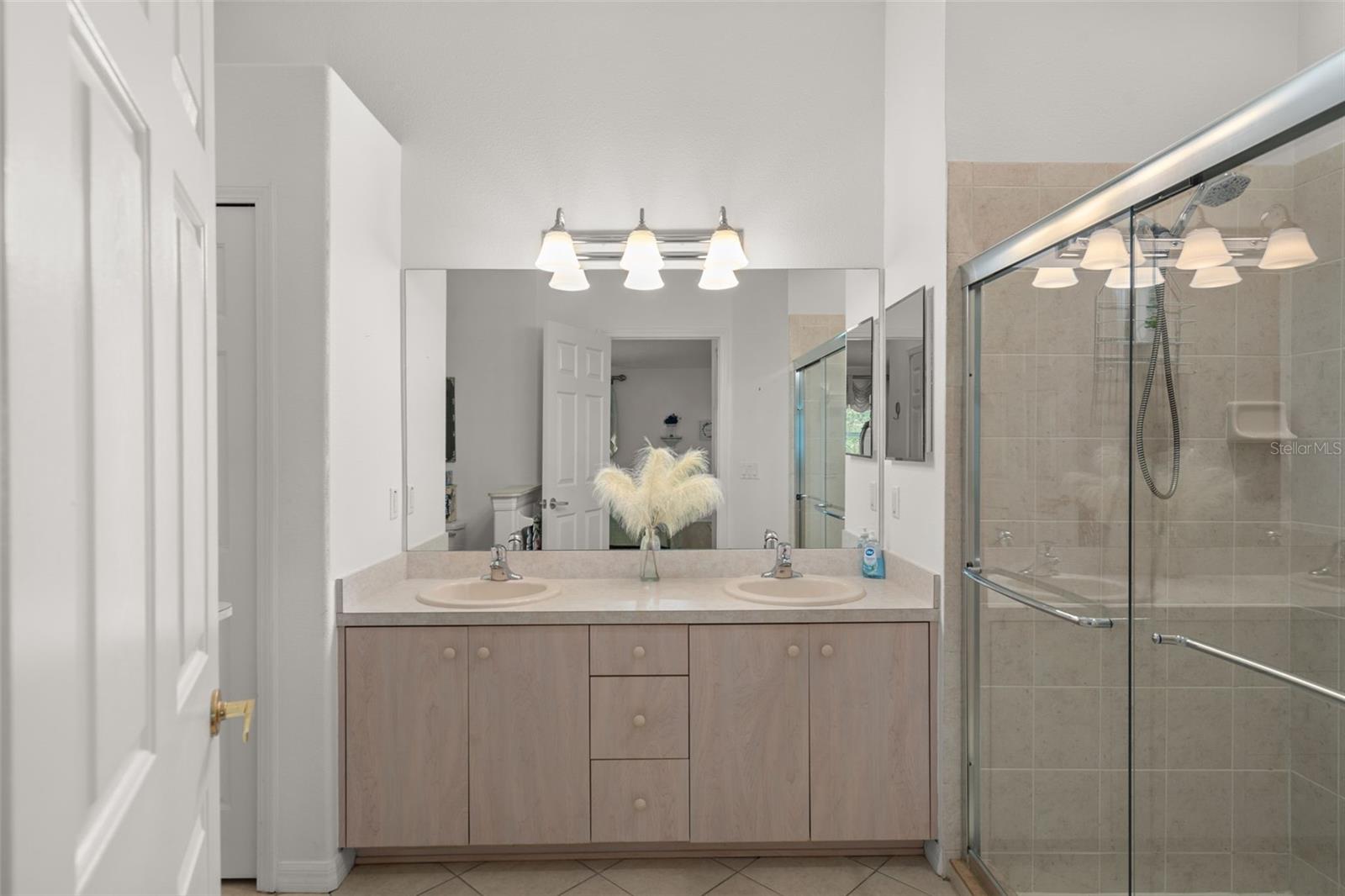 Image 22 of 55 For 18129 Baywood Forest Drive