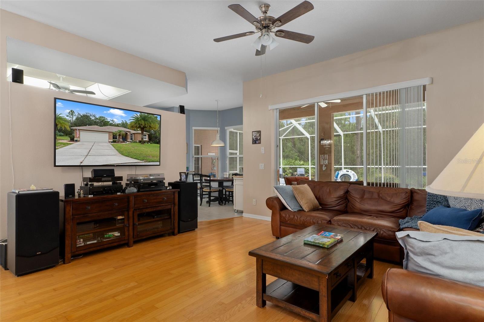 Image 10 of 36 For 6 Coconut Court