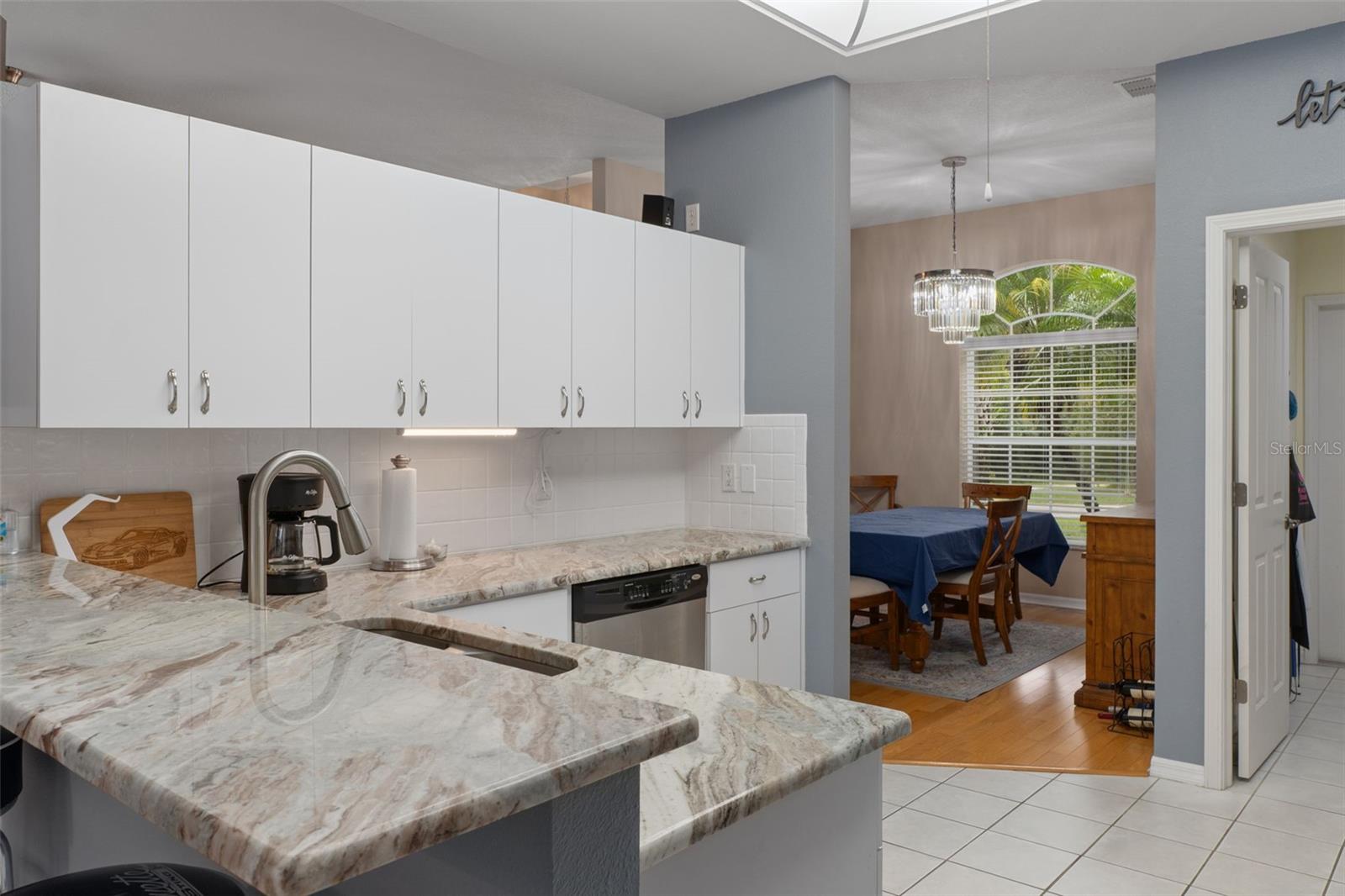 Image 14 of 36 For 6 Coconut Court