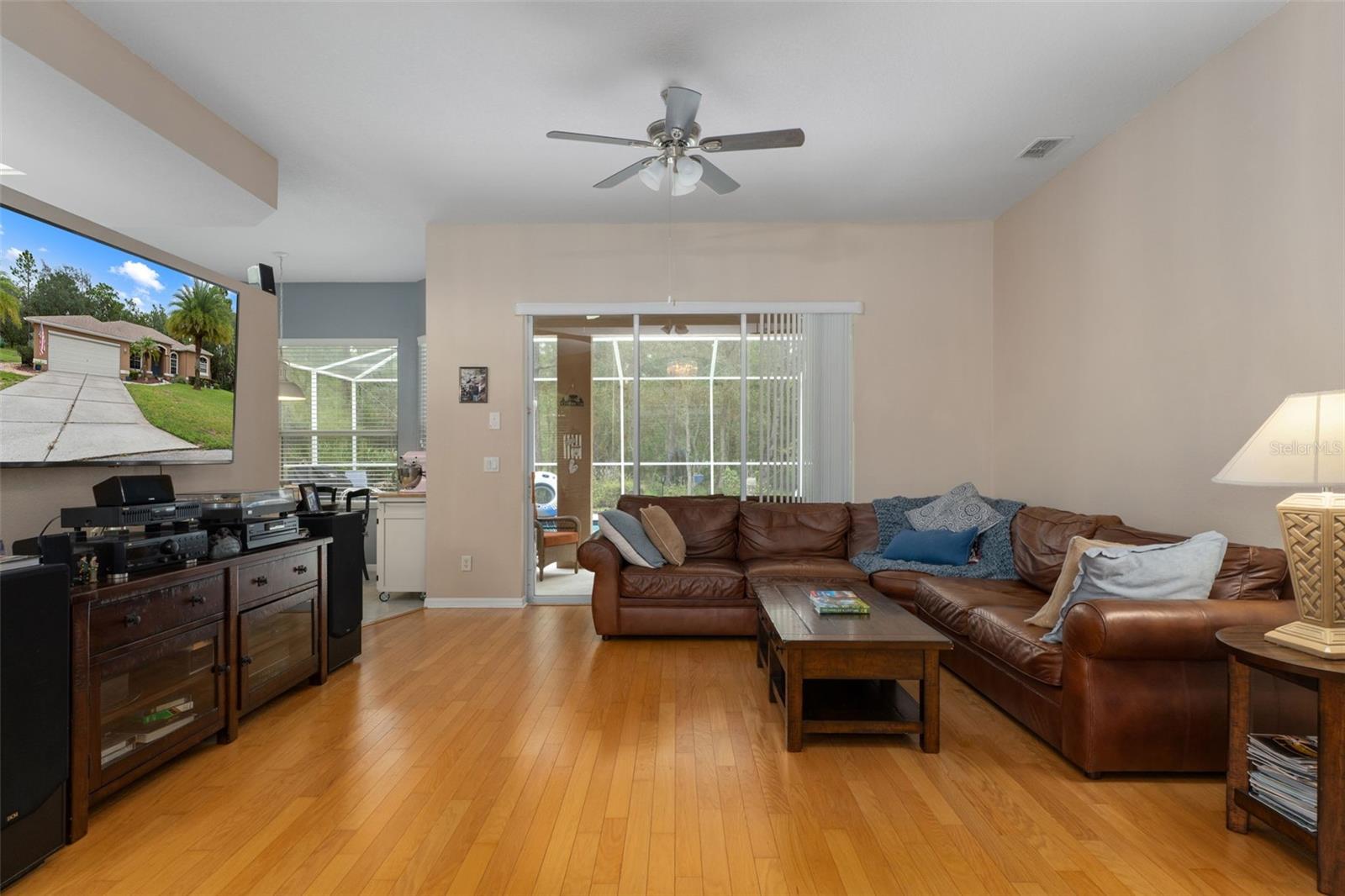 Image 9 of 36 For 6 Coconut Court